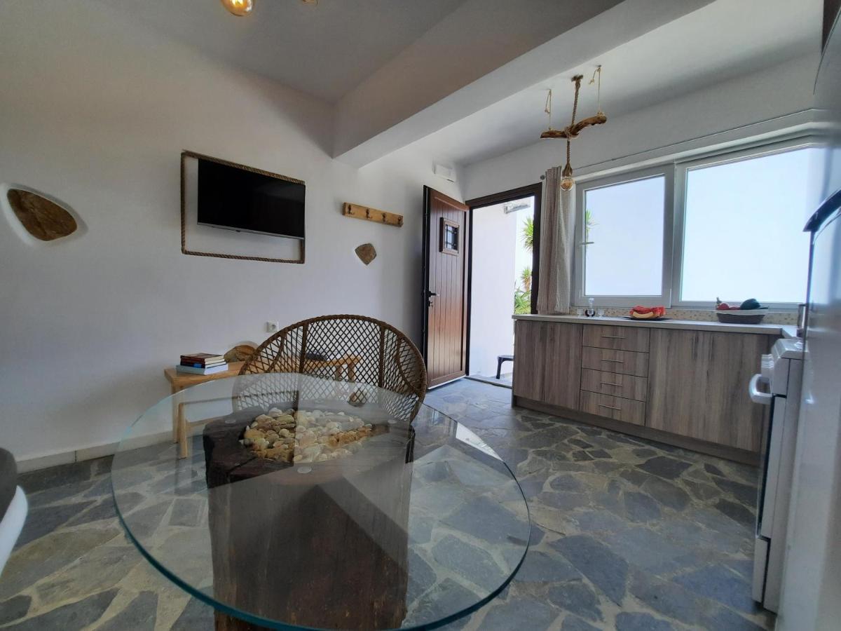 Janakos Luxury
