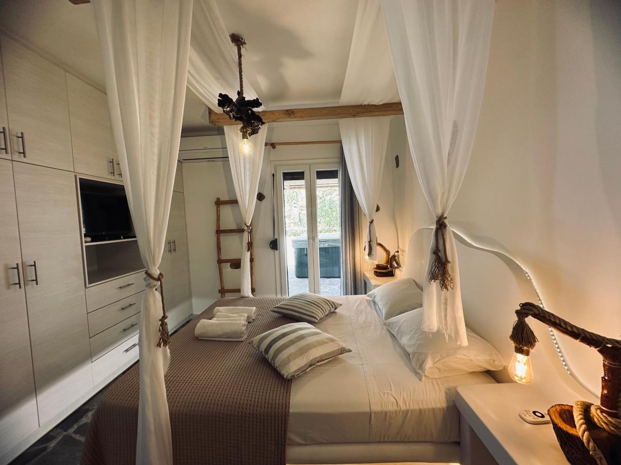 Janakos Luxury Apartment *